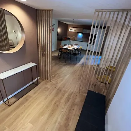 Apartment Aux Marches Du Palais - Ac Clim - Spacieux - Terrasse - Wifi