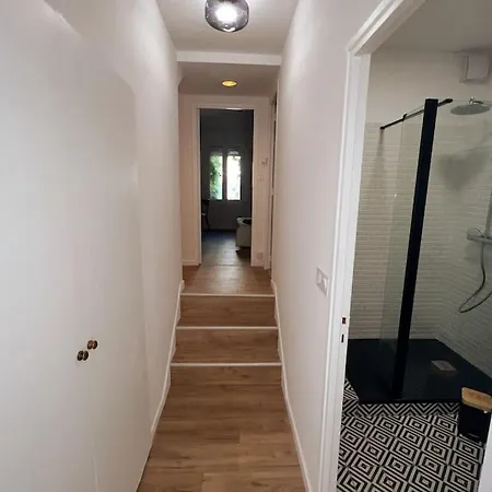 Apartment Aux Marches Du Palais - Ac Clim - Spacieux - Terrasse - Wifi Avignon
